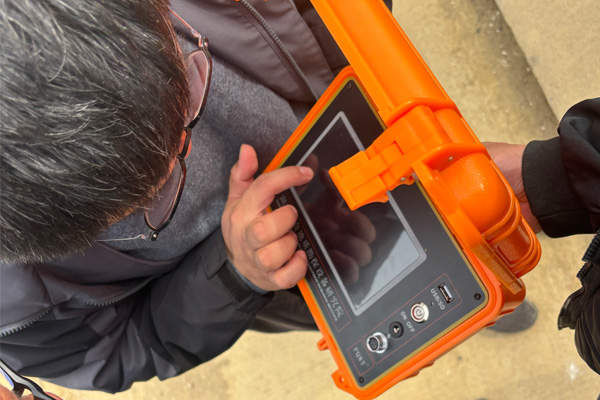 堤坝管涌检测仪：堤坝防治獾害的技术利器